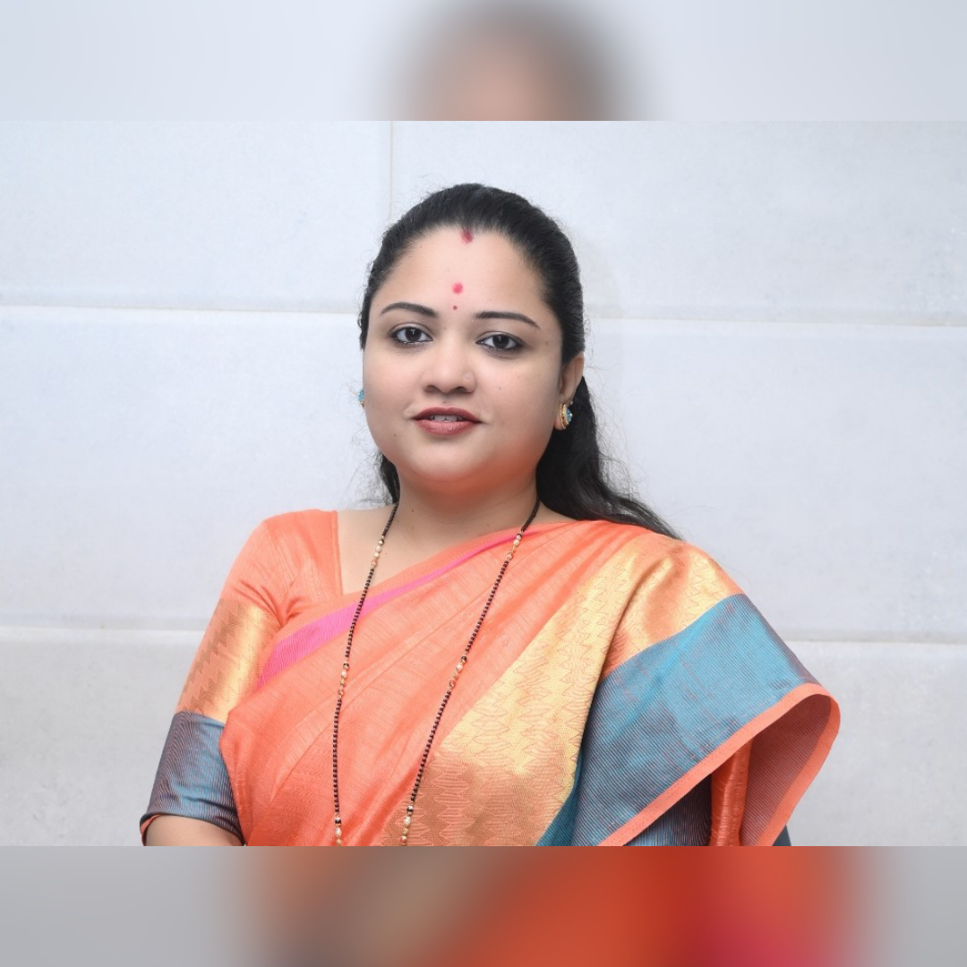 Adv. Gayatri Khadke